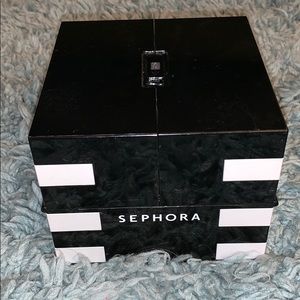 Sephora Limited addition eyeshadow box